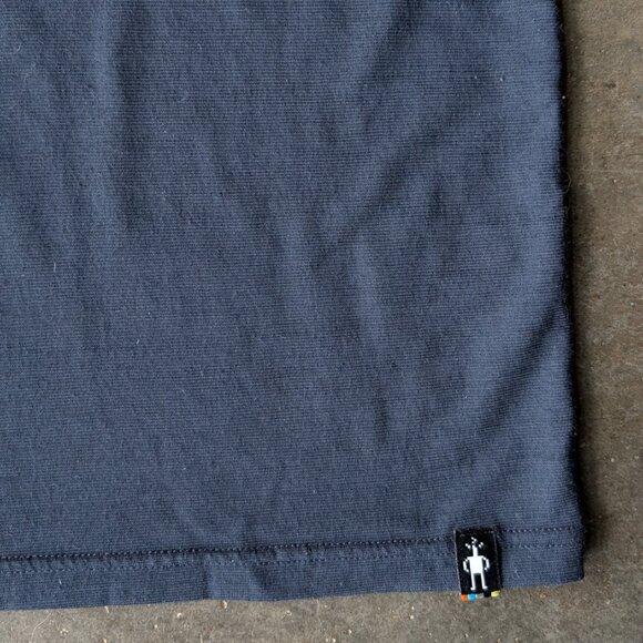 Smartwool Merino Sport 150 Mountain Journey Graphic Tee size XL - Picture 4 of 7